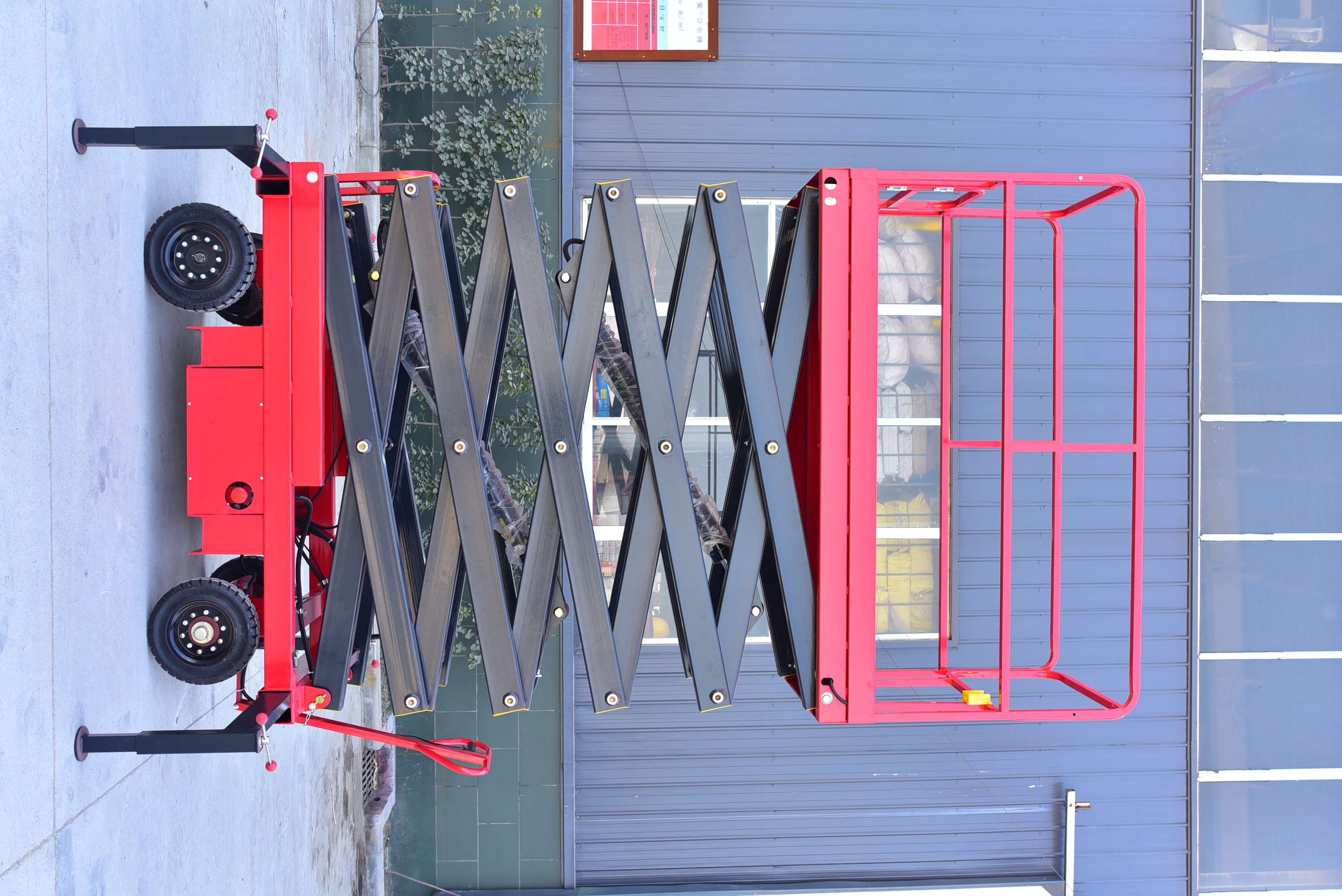 Scissor Lift Table Hydraulic - منصة عمل هوائية متنقلة بمقص هيدروليكي